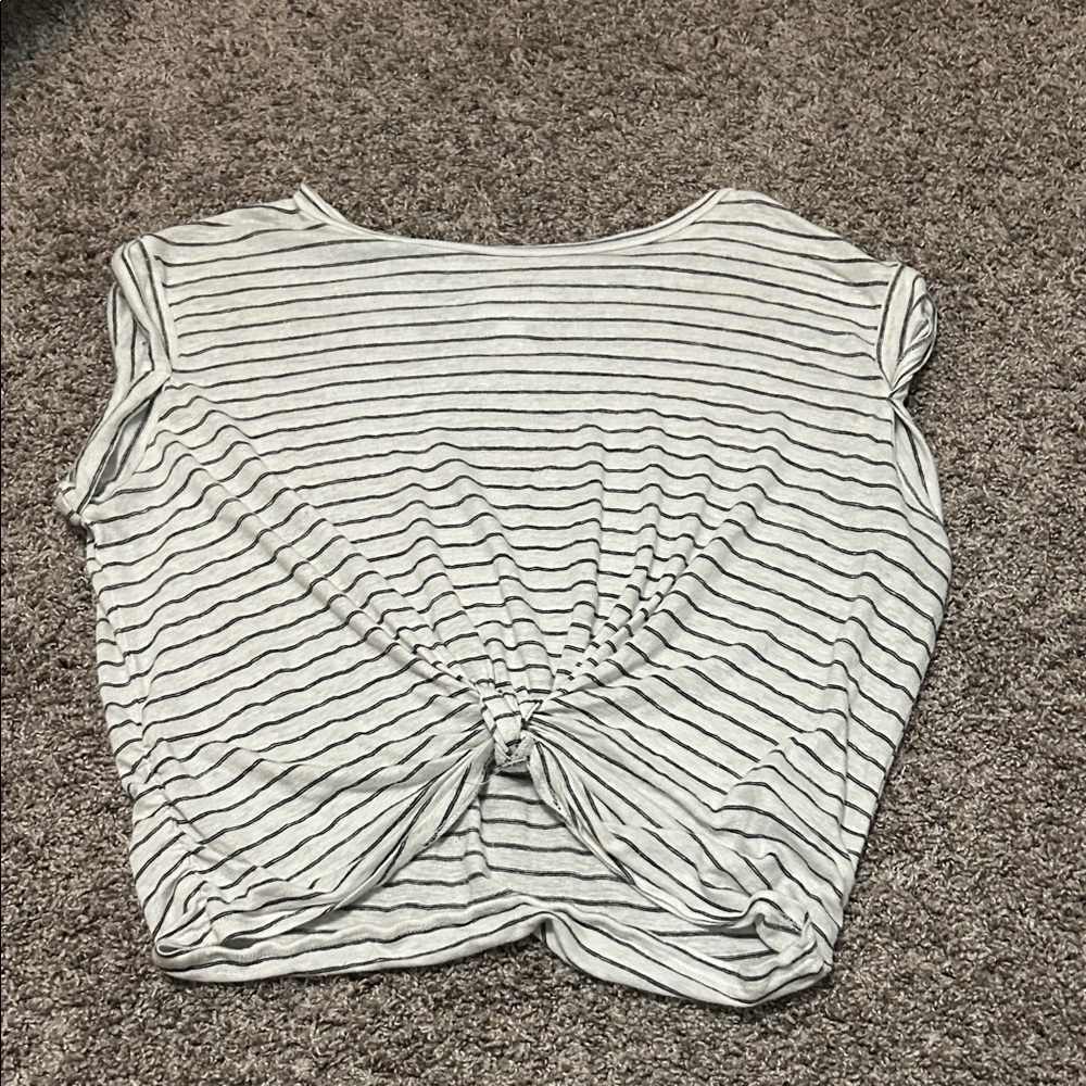 Casual Gray Striped Knot-Front Tee